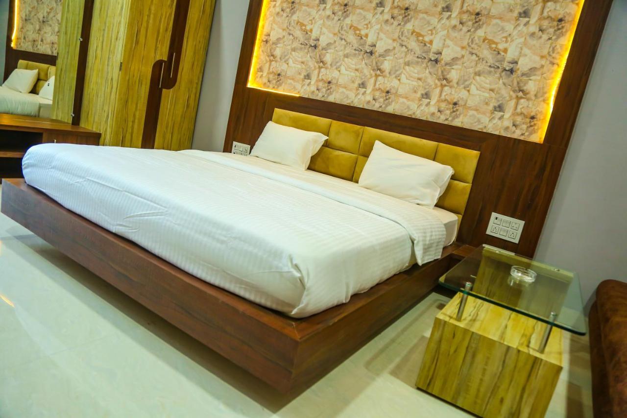 Aashirwad Hotels & Resort Shamgarh Exteriör bild