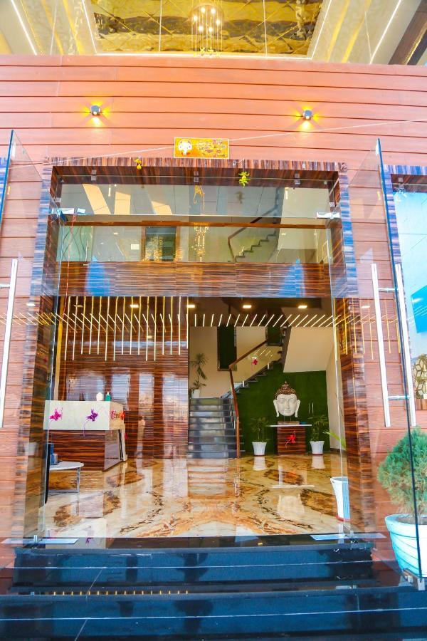 Aashirwad Hotels & Resort Shamgarh Exteriör bild