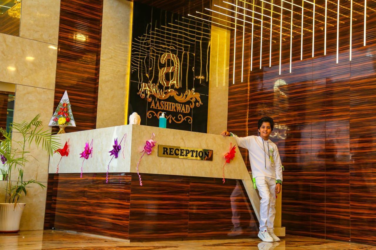 Aashirwad Hotels & Resort Shamgarh Exteriör bild