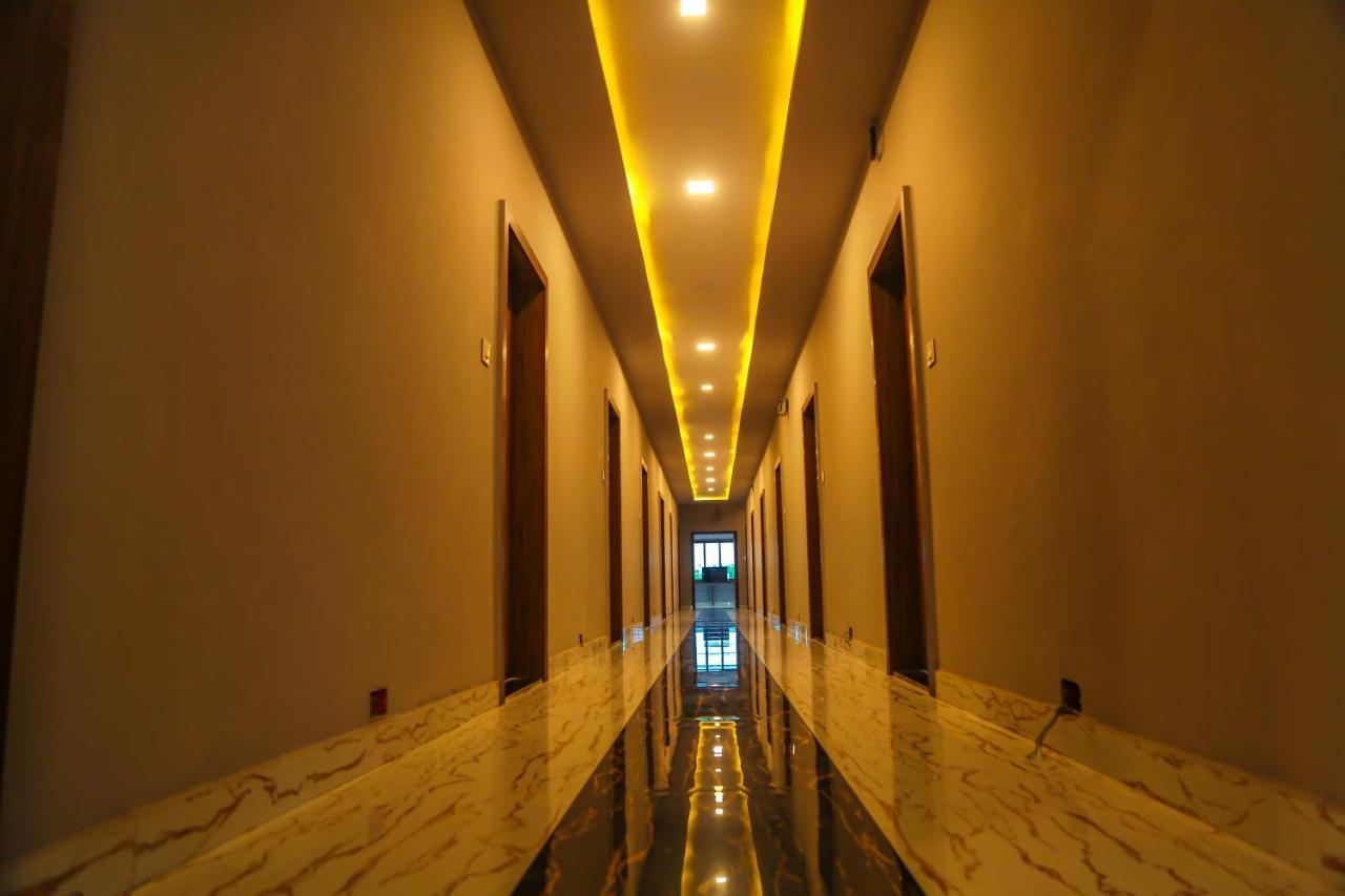 Aashirwad Hotels & Resort Shamgarh Exteriör bild